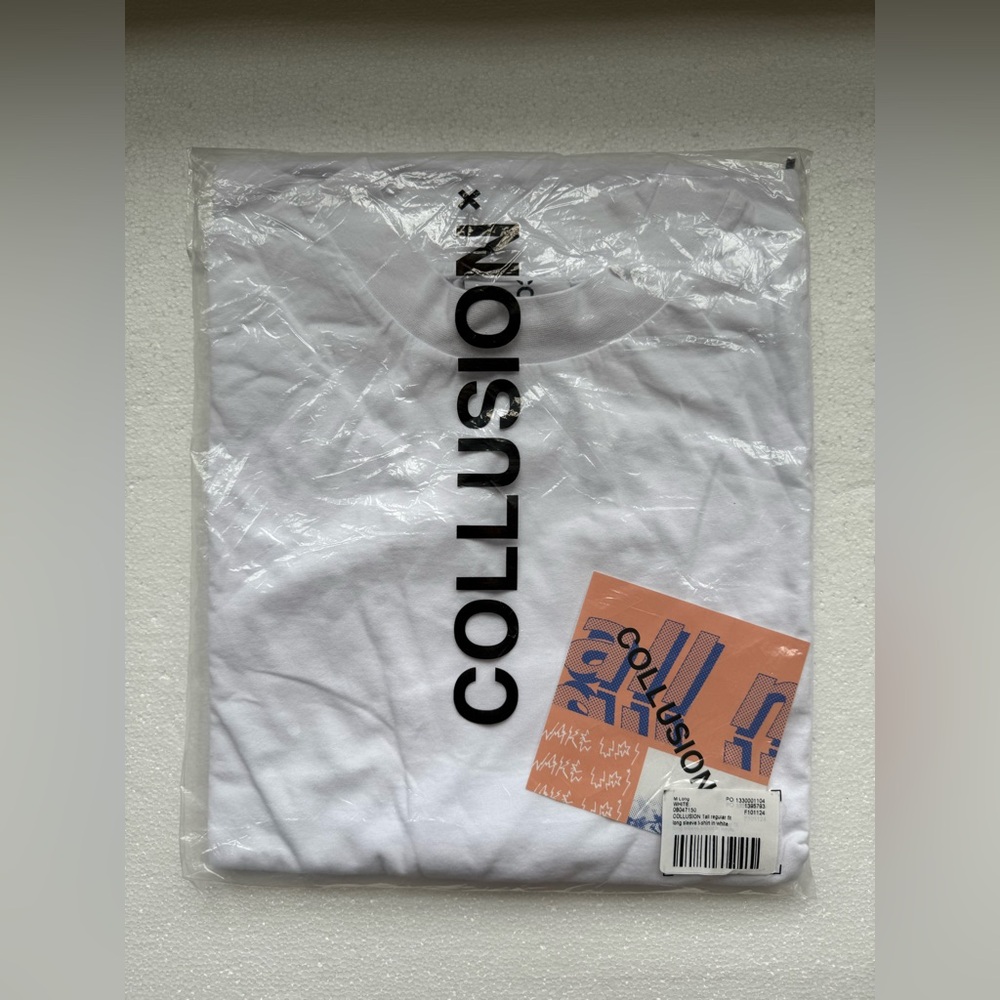 ASOS COLLUSION LONG SLEEVE WHITE TEE LARGE